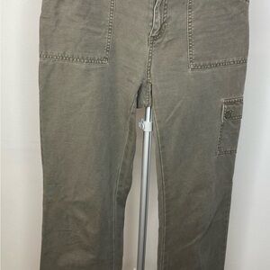 Old Navy women Olive Green Cargo Pants – Straight Leg